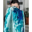 Türkiz, amazonaszöld, tengerészkék és habfehér mintás 100% valódi hernyóselyem sál 50x180cm