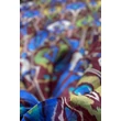 Angolvörös alapon mintás 100% valódi hernyóselyem sál 100x180 cm
