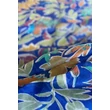 Chartresikék alapon levél mintás 100% valódi hernyóselyem sál 100x180 cm
