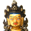 Dzambala Buddha szobor tradícionális tibeti buddhista oltárra