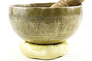 553 grammos tibeti mantrás hangtál 7 fémből arany brokát alátéttel-videóval
