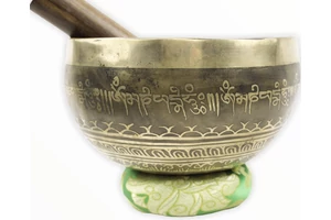 758 grammos tibeti mantrás hangtál 7 fémből zöld brokáttal és ütővel - videoval