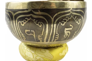 468 grammos tibeti mantrás hangtál 7 fémből sárga színű brokáttal és ütővel - videoval