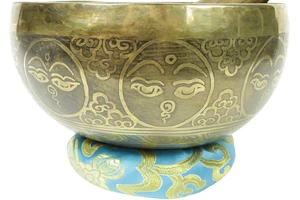 772 grammos tibeti mantrás hangtál 7 fémből készült, kék brokáttal - videoval