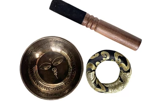 225-tibeti-mantras-hangtal-fekete-arany-brokattal