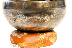 326-tibeti-mantras-hangtal-napsarga-brokattal