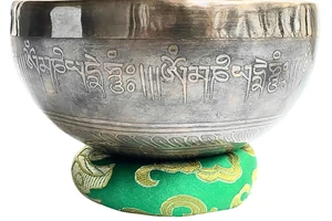456-tibeti-mantras-hangtal-zold-brokattal