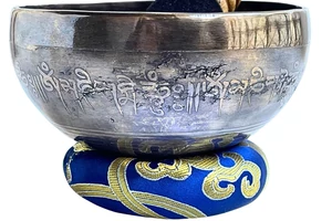 287-tibeti-mantras-hangtal-kek-brokattal