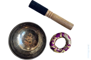 444-tibeti-mantras-hangtal-bordo-brokattal