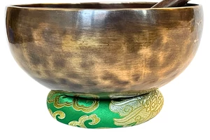 szivcsakra-1140-tibeti-hangtal-zold-brokat