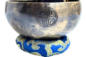 206.grammos-7-femes-tibeti-telihold-hangtal-kek-brokattal