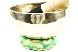 502 grammos tibeti hangtál 7 fémből zöld brokát alátéttel - videoval