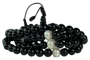 Onyx mala tenyésztett gyöngy osztóval 88 cm kerületű