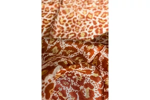 leopardmintas-teglaszin-sarga-sal-selyem-