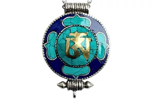 om-gao-nemesacel-nyaklancon-tibeti