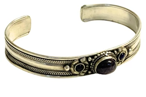 Tibeti design karperec ametiszt kővel dordzse szimbólumban
