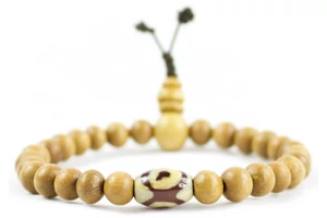 Szantálfa mala valódi illatos szantál fából dzi osztóval 17 cm kerületű normál méret