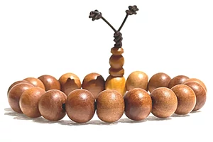 Szantálfa mala valódi illatos szantál fából 16 cm kerületű csuklóra 18 szemes