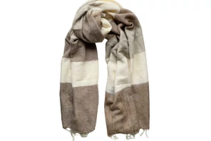 yak-gyapju-sal-mandulaszin-csikos