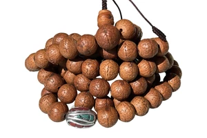 Bodhifa mala natúr szemekből tibeti osztóval 138 cm kerületű