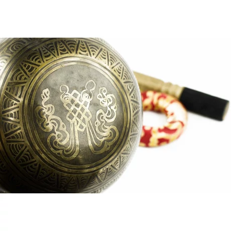 723-gramm-tibeti-mantras-hangtal-piros-brokattal4
