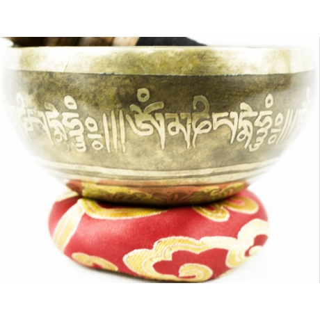 309-gramm-tibeti-mantras-hangtal-piros-brokattal