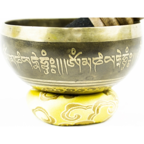 280-gramm-tibeti-mantras-hangtal-sarga-brokattal