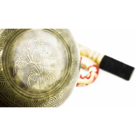 763-gramm-tibeti-mantras-hangtal-piros-brokattal4