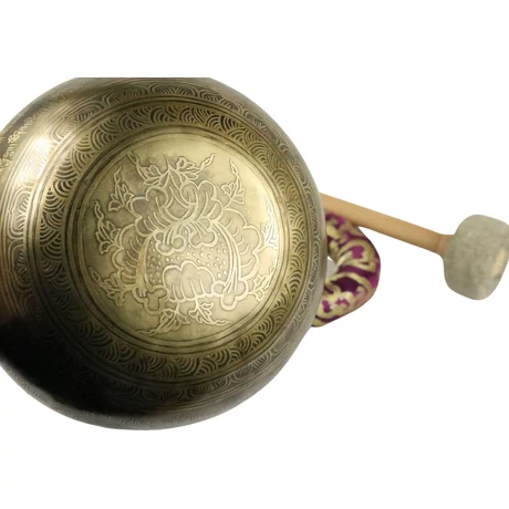 1105 grammos Csenrézivel gravírozott tibeti mantrás hangtál 7 fémből bordó brokáttal és ütővel - videoval
