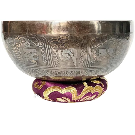 1084-tibeti-mantras-hangtal-bordo-brokattal