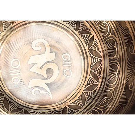 545 grammos tibeti mantrás hangtál 7 fémből napsárga brokát alátéttel - videoval