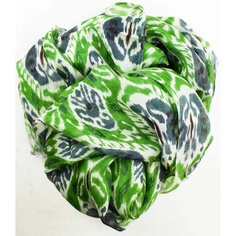 habfeher-abszintzold-fagyalkek-mintás-selyem-sal-70x180-cm-2