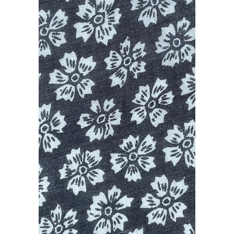 Ébenfekete és harmatfehér mintás 100% valódi hernyóselyem sál 100x180 cm