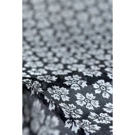 Ébenfekete és harmatfehér mintás 100% valódi hernyóselyem sál 100x180 cm