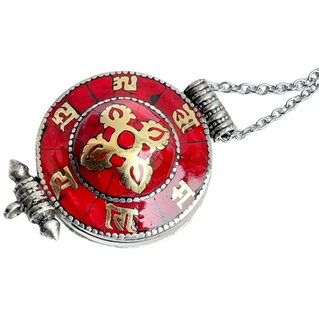 Tibeti gao nyitható korallos medál Dupla Dordzse szimbólummal, ovosi fém nyaklánccal