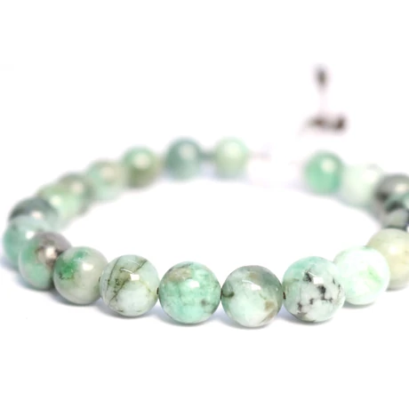 Smaragd mala hegyikristály guruval 16 cm kerületű unisex karmala
